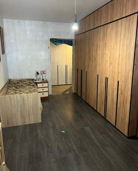 2-к квартира, вторичка, 63м2, 9/16 этаж