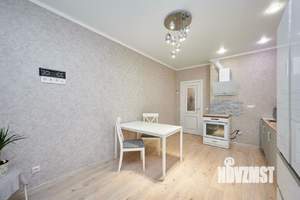 2-к квартира, вторичка, 63м2, 10/10 этаж