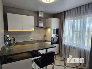 2-к квартира, вторичка, 63м2, 13/17 этаж