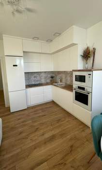 2-к квартира, вторичка, 62м2, 7/16 этаж