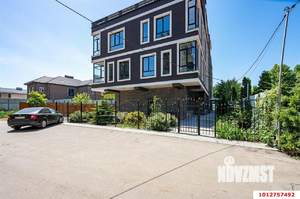 4-к квартира, вторичка, 130м2, 2/4 этаж