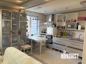 3-к квартира, вторичка, 66м2, 9/9 этаж