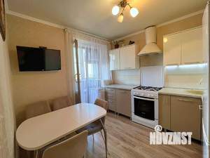 3-к квартира, вторичка, 63м2, 9/9 этаж