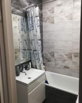 2-к квартира, вторичка, 60м2, 18/25 этаж