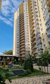 2-к квартира, вторичка, 64м2, 16/24 этаж