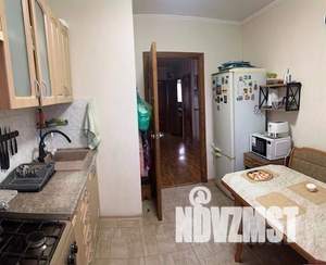 3-к квартира, вторичка, 63м2, 1/5 этаж