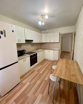 2-к квартира, вторичка, 56м2, 12/17 этаж