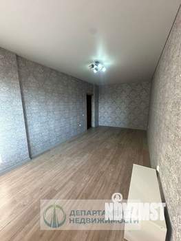 2-к квартира, вторичка, 63м2, 7/17 этаж