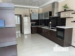 2-к квартира, вторичка, 80м2, 7/16 этаж