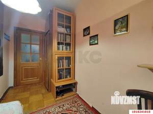3-к квартира, вторичка, 60м2, 5/5 этаж