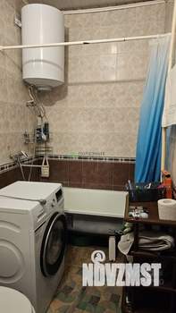 1-к квартира, вторичка, 42м2, 3/3 этаж