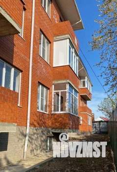 2-к квартира, вторичка, 64м2, 1/4 этаж