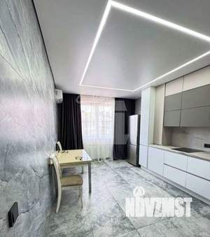 2-к квартира, вторичка, 58м2, 9/16 этаж