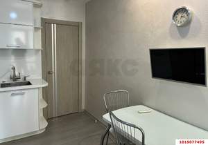 2-к квартира, вторичка, 61м2, 8/24 этаж