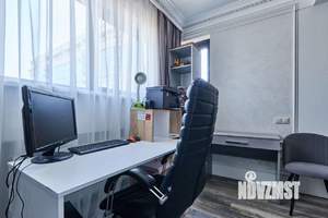 4-к квартира, вторичка, 122м2, 17/25 этаж