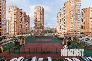 2-к квартира, вторичка, 72м2, 10/20 этаж