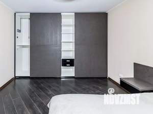 2-к квартира, вторичка, 67м2, 9/16 этаж