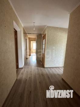 4-к квартира, вторичка, 101м2, 2/5 этаж
