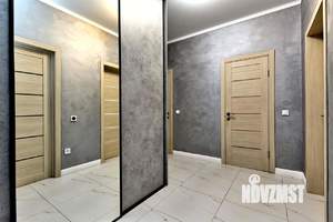 2-к квартира, вторичка, 65м2, 1/17 этаж