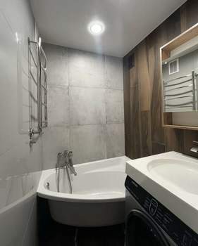 2-к квартира, вторичка, 60м2, 6/23 этаж