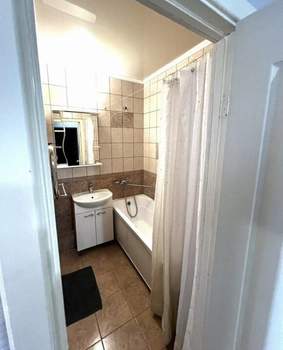 2-к квартира, вторичка, 67м2, 7/16 этаж