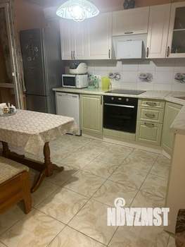 1-к квартира, вторичка, 42м2, 23/25 этаж