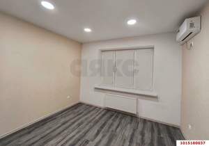 1-к квартира, вторичка, 35м2, 2/18 этаж