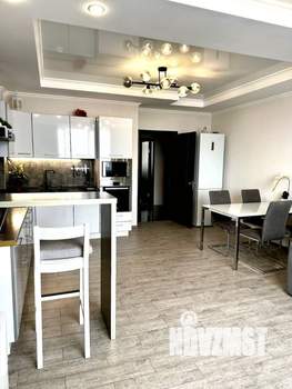 2-к квартира, вторичка, 95м2, 19/20 этаж