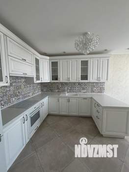 2-к квартира, вторичка, 76м2, 11/18 этаж