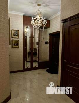 3-к квартира, вторичка, 108м2, 1/6 этаж