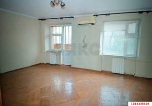 4-к квартира, вторичка, 110м2, 3/12 этаж