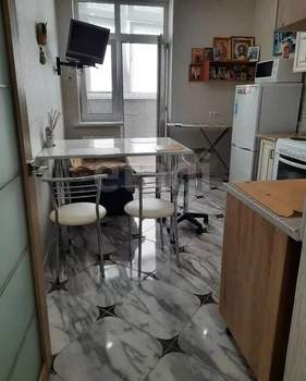 1-к квартира, вторичка, 42м2, 18/24 этаж