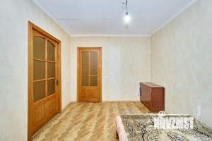 2-к квартира, вторичка, 63м2, 1/9 этаж