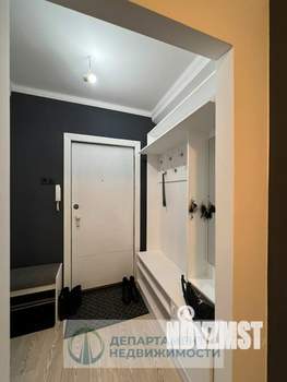 4-к квартира, вторичка, 74м2, 1/10 этаж