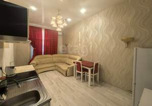 2-к квартира, вторичка, 74м2, 1/5 этаж