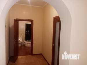 1-к квартира, вторичка, 60м2, 1/4 этаж