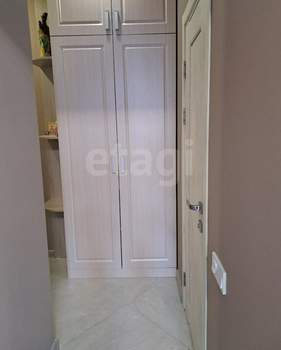 2-к квартира, вторичка, 50м2, 15/18 этаж