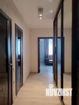 2-к квартира, вторичка, 63м2, 2/18 этаж