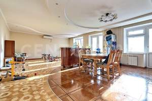 2-к квартира, вторичка, 110м2, 3/9 этаж