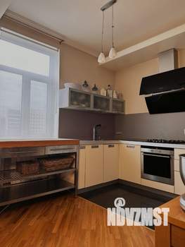 3-к квартира, вторичка, 101м2, 4/4 этаж