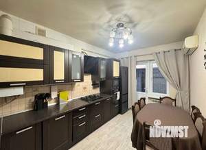 2-к квартира, вторичка, 64м2, 1/2 этаж