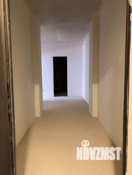 2-к квартира, вторичка, 68м2, 1/8 этаж