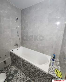 1-к квартира, вторичка, 40м2, 8/24 этаж