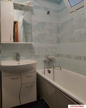 3-к квартира, вторичка, 65м2, 4/5 этаж