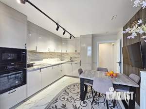 2-к квартира, вторичка, 63м2, 7/16 этаж