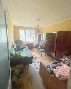 2-к квартира, вторичка, 45м2, 3/5 этаж