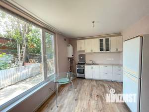 3-к квартира, вторичка, 64м2, 1/1 этаж