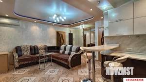 2-к квартира, вторичка, 52м2, 1/6 этаж