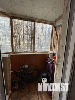 3-к квартира, вторичка, 63м2, 1/9 этаж