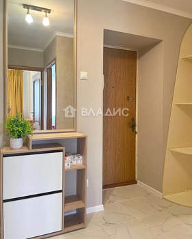 3-к квартира, вторичка, 60м2, 6/9 этаж